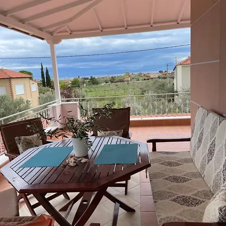 Seaside House Kariani